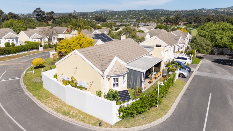 To Let 3 Bedroom Property for Rent in Goedemoed Western Cape